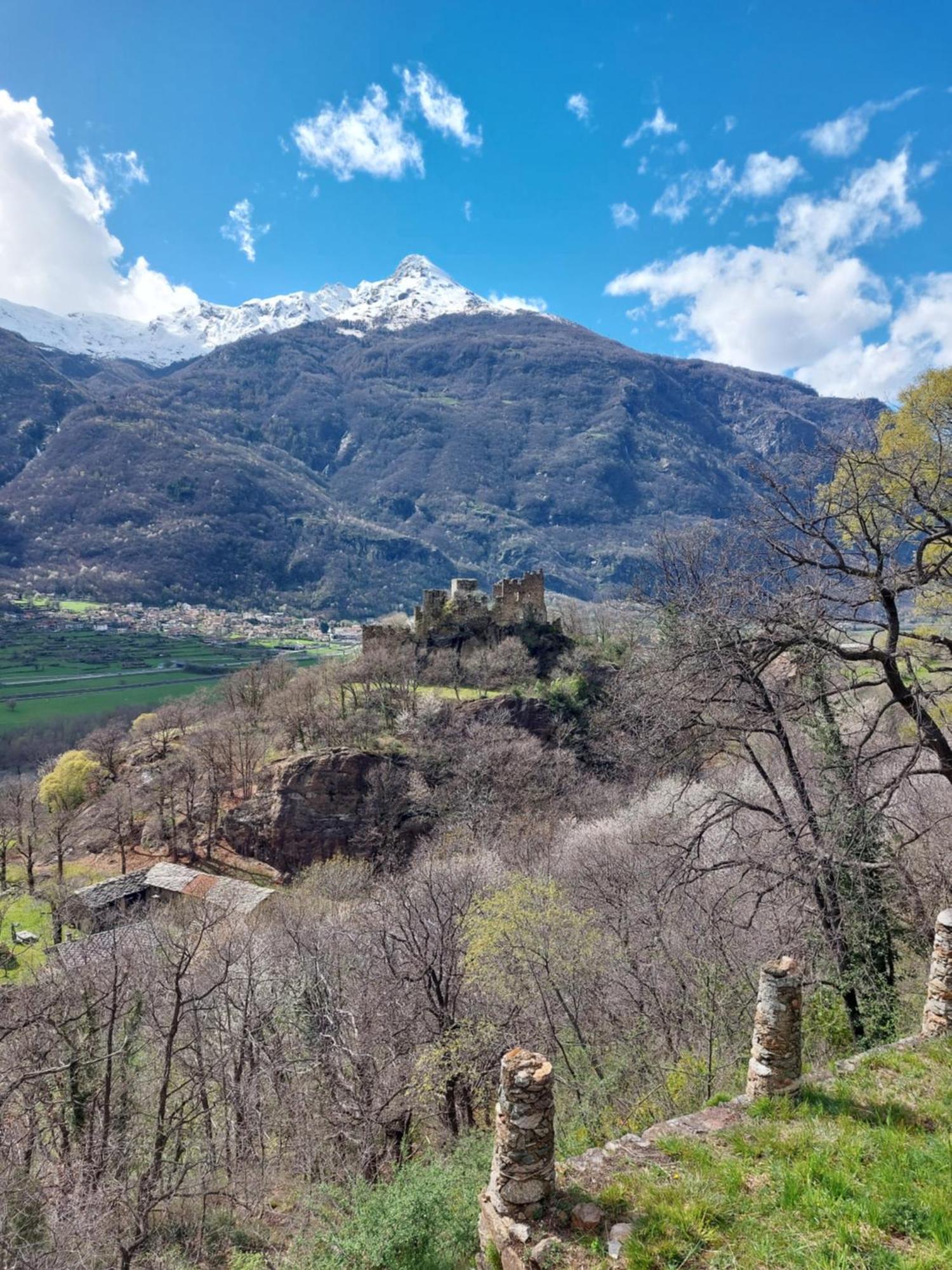 Relais Del Brigante Bed & Breakfast Settimo Vittone Dış mekan fotoğraf